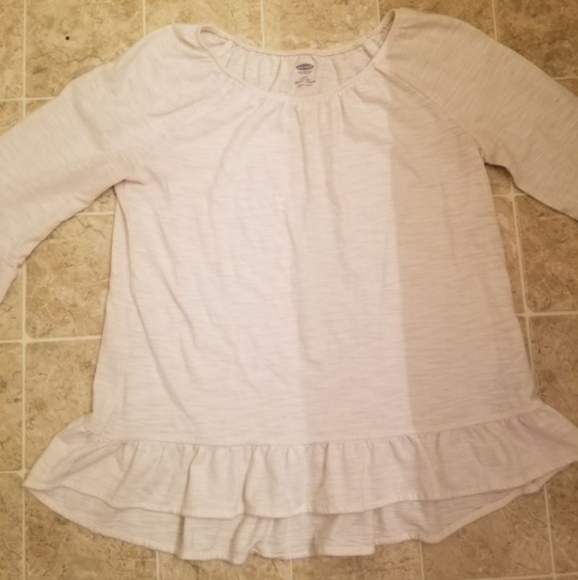 Super cute off the shoulder long sleeve - Picture 1 of 3